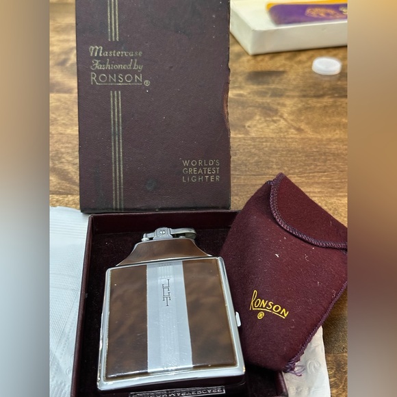 Vintage Ronson Mastercase Lighter, Ronson Case. - Picture 1 of 3